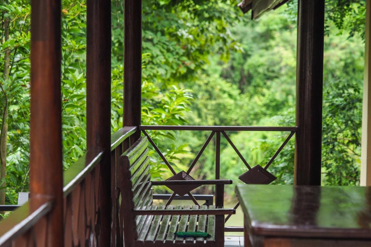 Ratmanee House Hotel Kanchanaburi Exterior photo