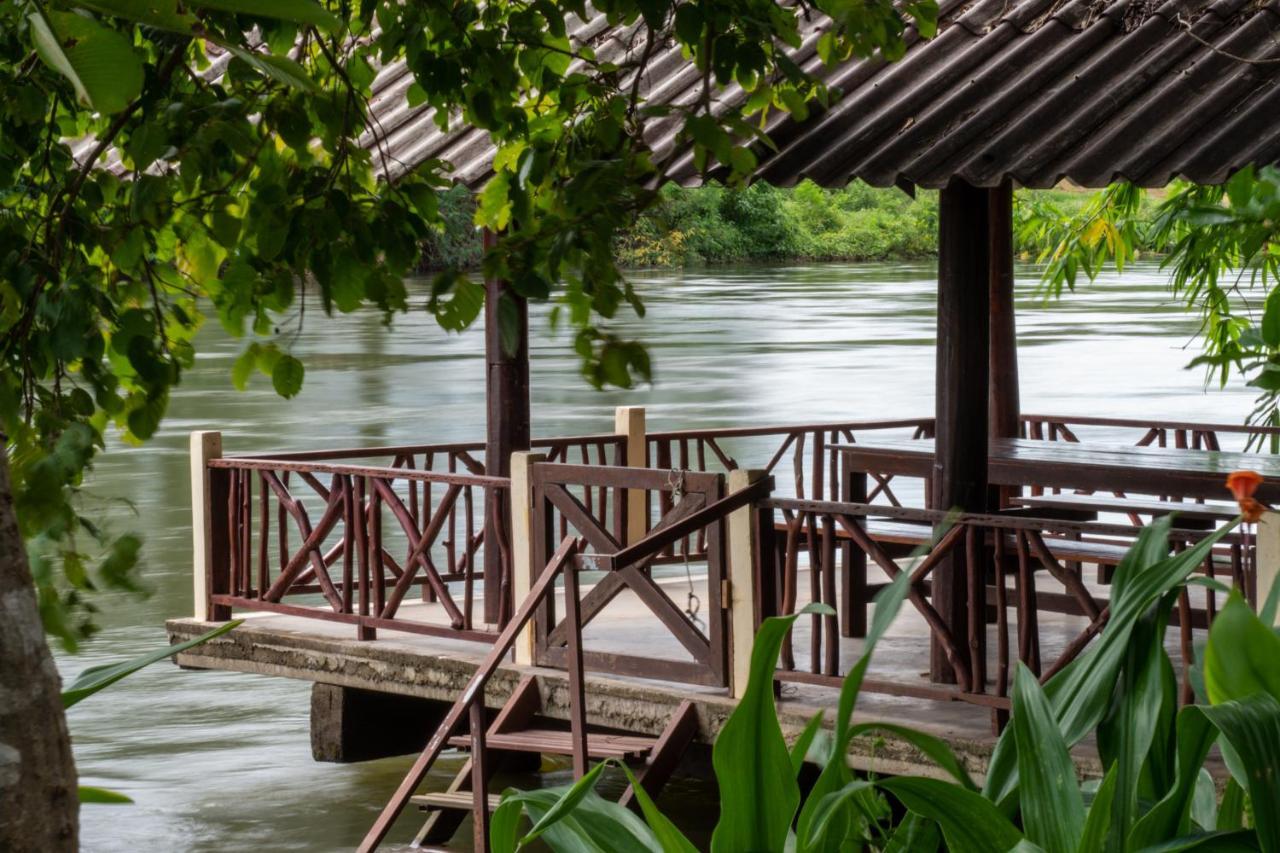 Ratmanee House Hotel Kanchanaburi Exterior photo