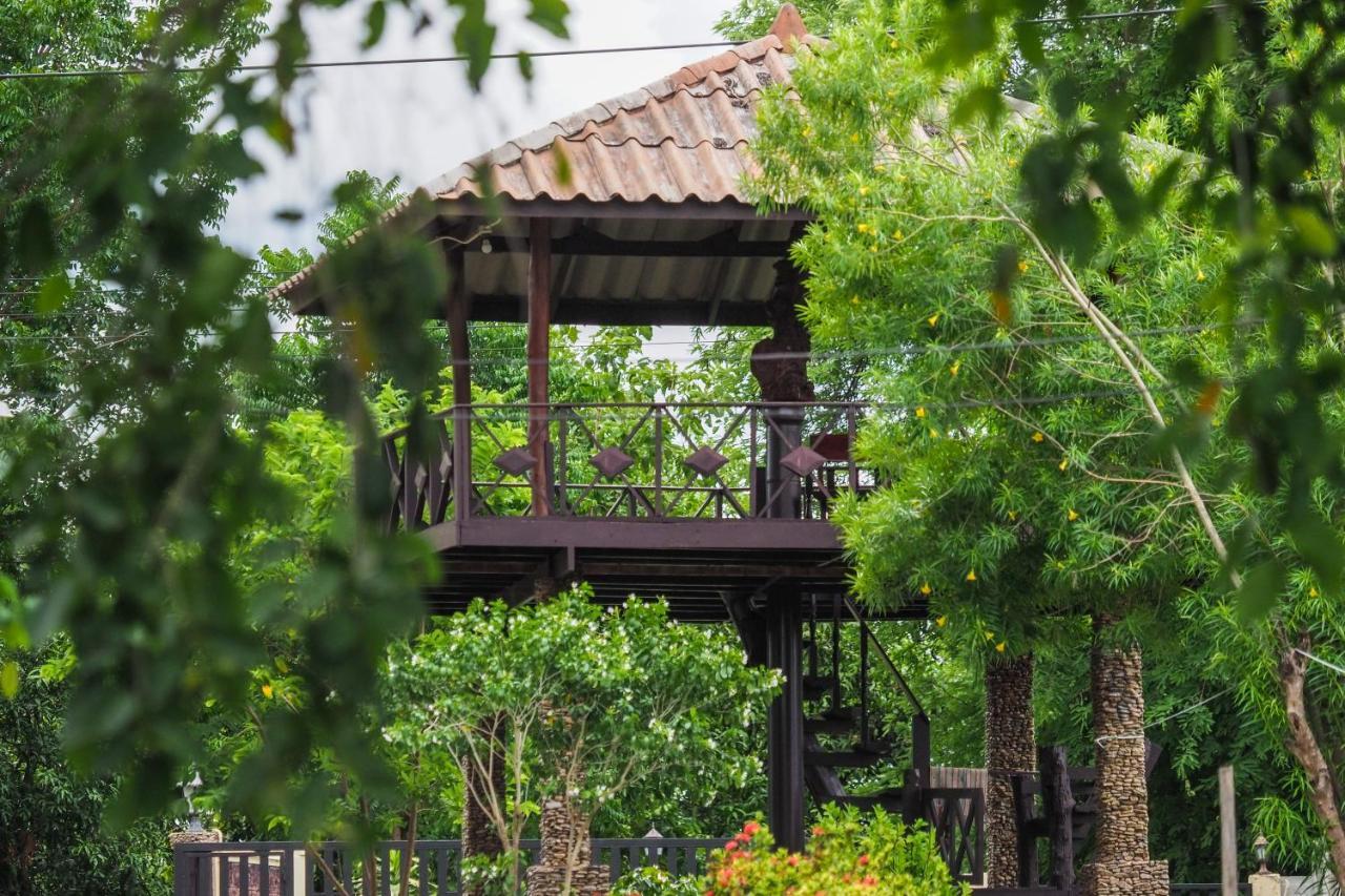 Ratmanee House Hotel Kanchanaburi Exterior photo