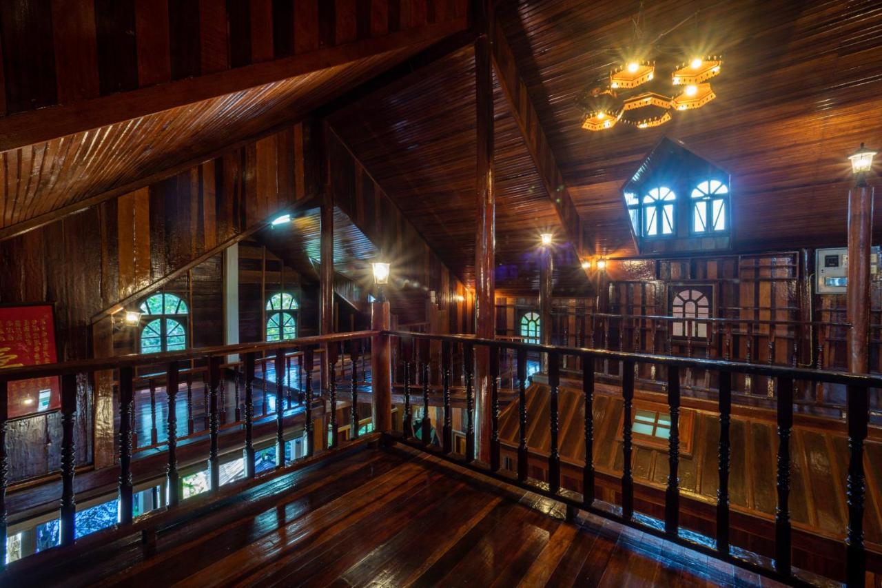 Ratmanee House Hotel Kanchanaburi Exterior photo
