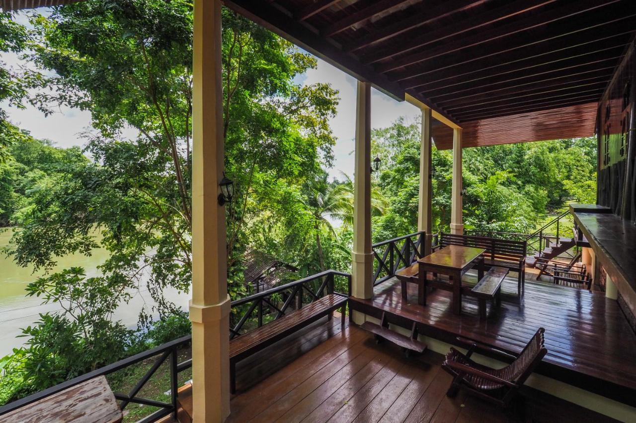 Ratmanee House Hotel Kanchanaburi Exterior photo