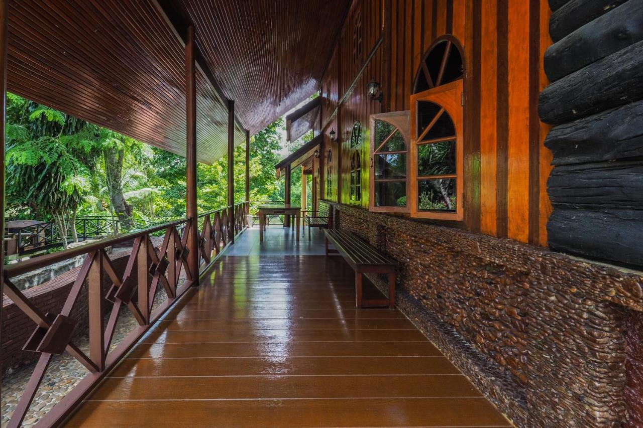 Ratmanee House Hotel Kanchanaburi Exterior photo